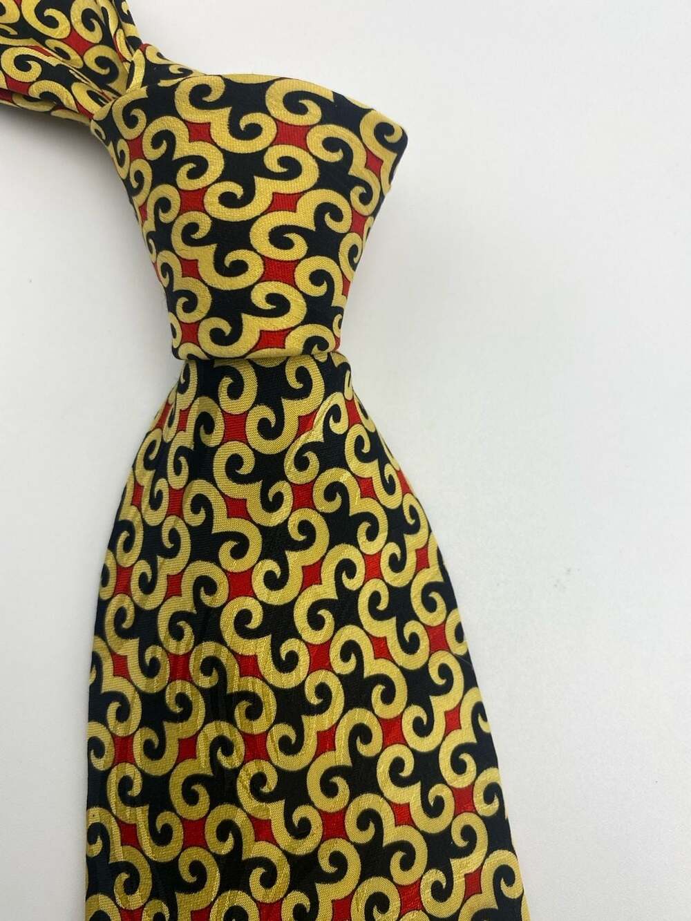 Fenzo Felini Red, Gold, and Black 58 Inch Necktie, 100% Silk